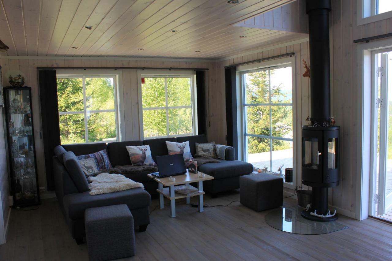 Luxury Mountain Villa Strandlykkja Екстериор снимка